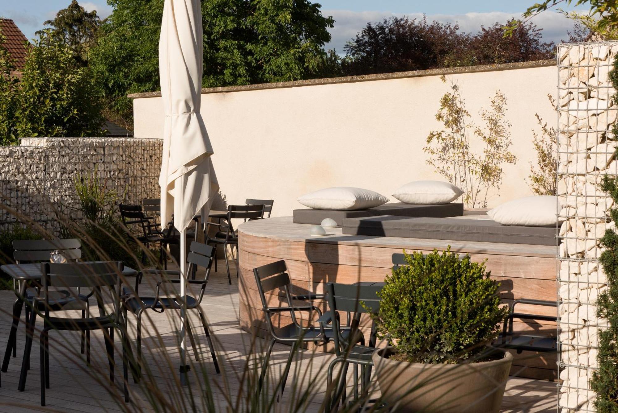 Hotel De France Montmarault Eksteriør bilde